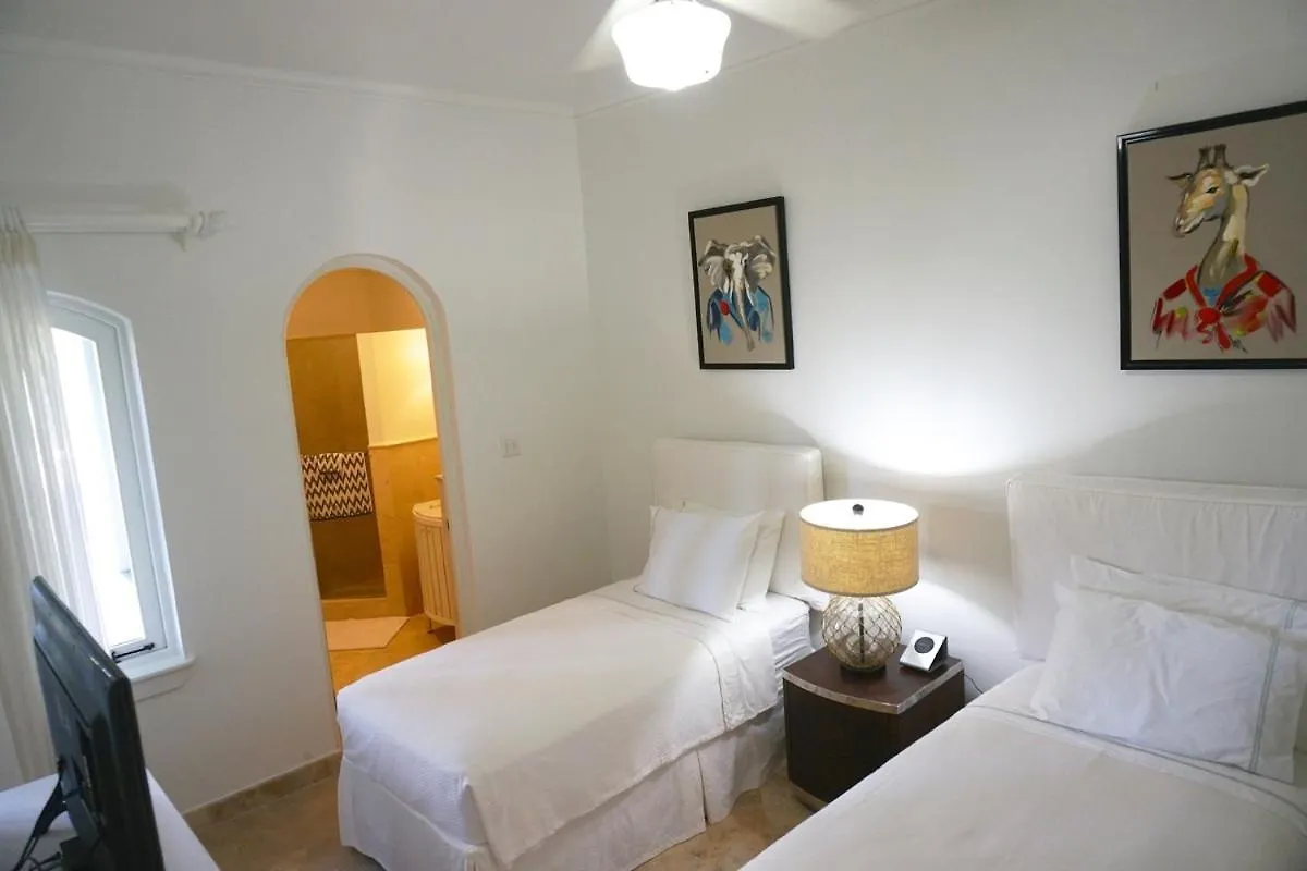 Martello House Villa Saint James