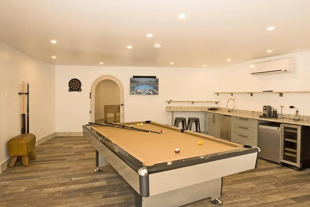 Martello House Villa Saint James